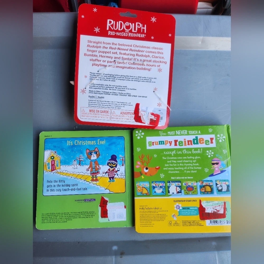 Kids Christmas Book Bundle and Finger Puppets - Picture 3 of 3